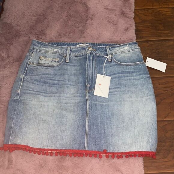 Good American Pom Pom Blue Distressed Denim Skirt Contemporary Boho Feminine - Picture 6 of 16